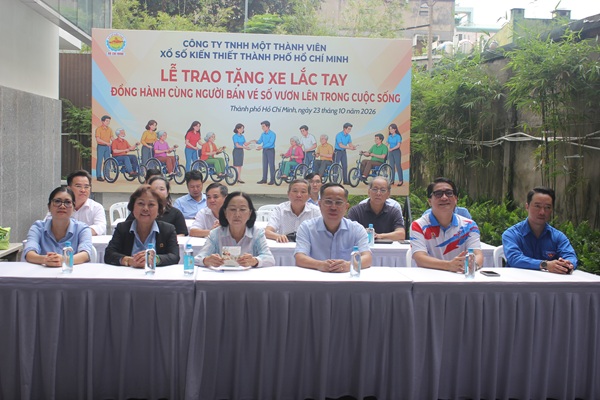 23-xe-lac-tay-2026-2--b5ea8ece36f8adb4a8